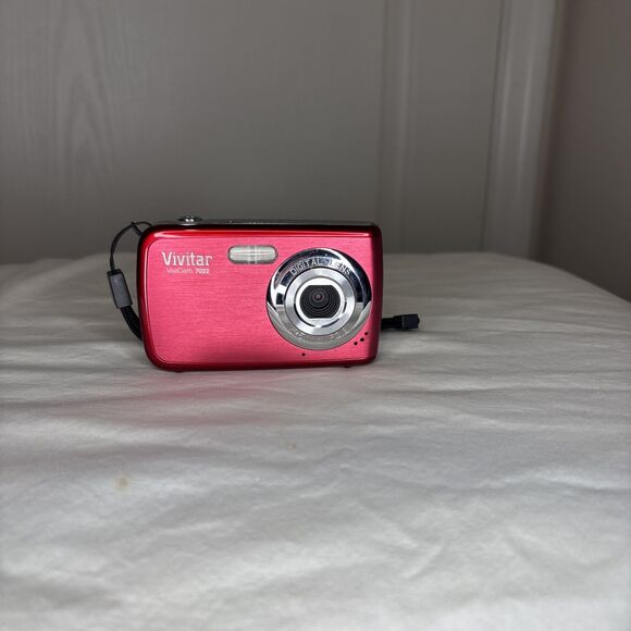Vivitar Digital Camera Vivicam 7022 7.0MP Digi Cam Red For Parts/Repair - Picture 1 of 3